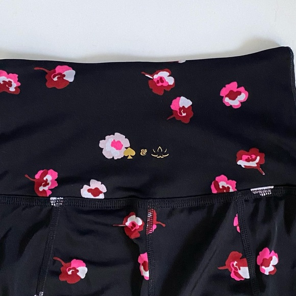Beyond Yoga x Kate Spade Falling Floral High Waist Bow Detail Leggings - Picture 6 of 11